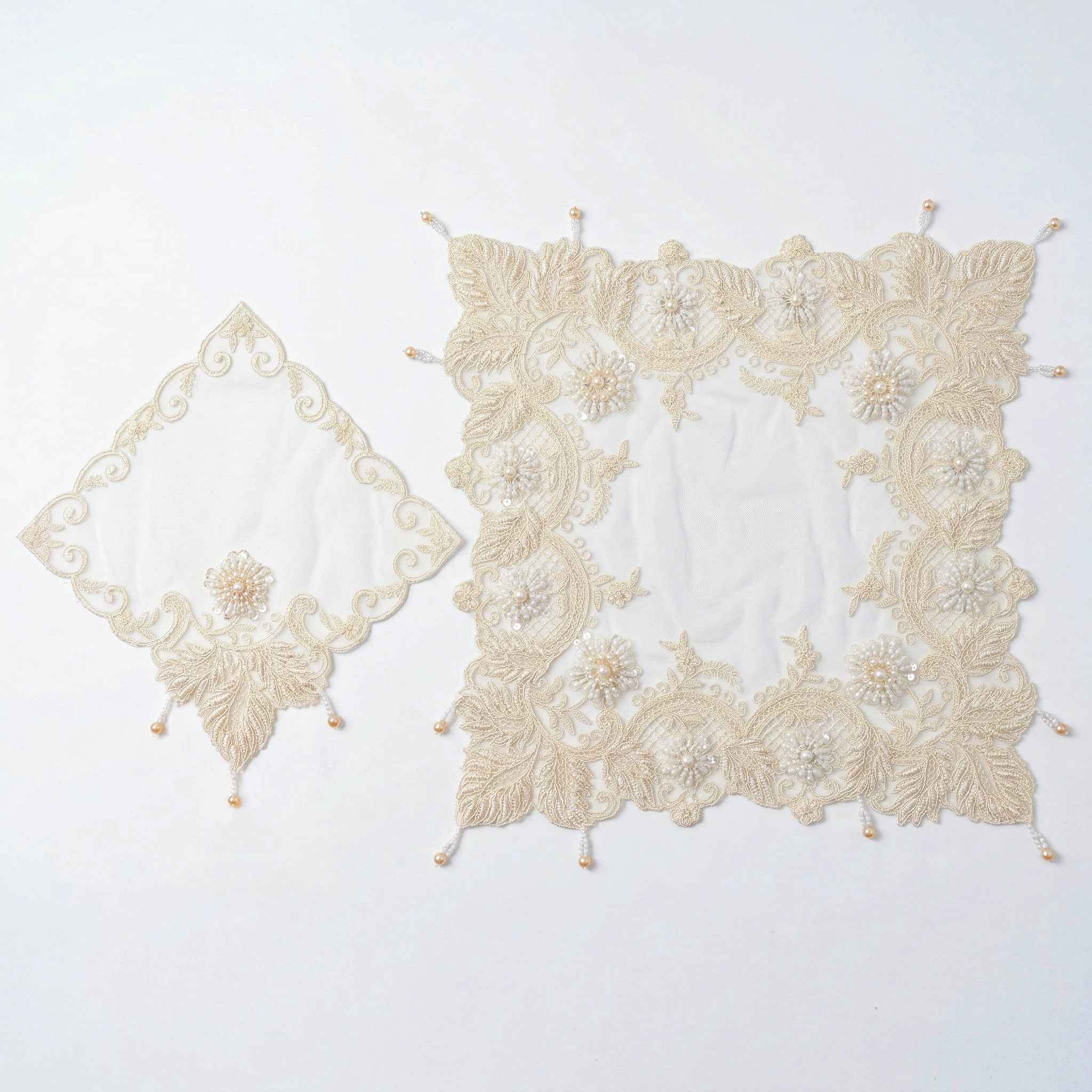 2pcs Leaf Shape Placemats Set  - Glitter Tablecloth recension och pris